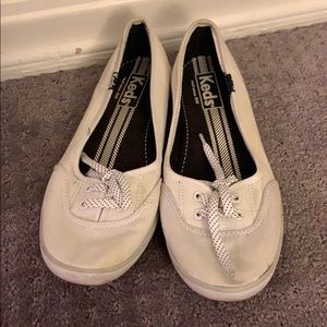 White keds